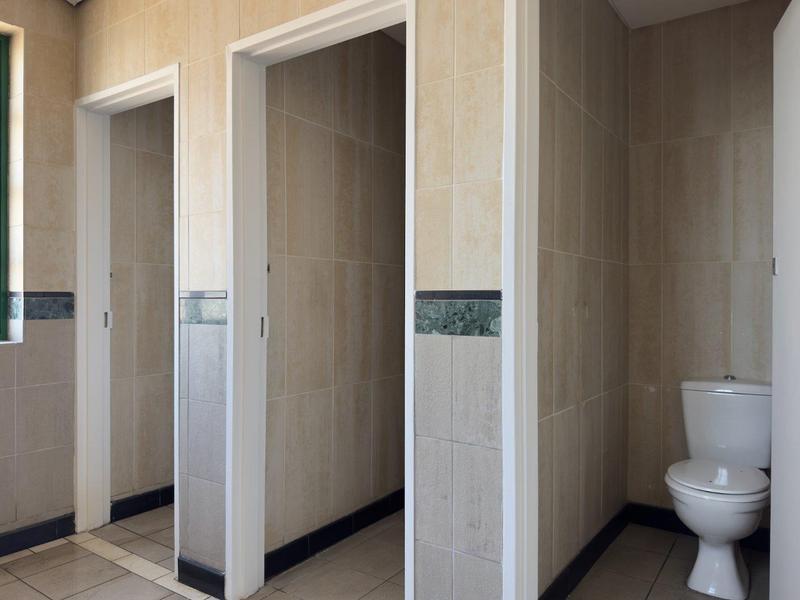 To Let commercial Property for Rent in Claremont Western Cape